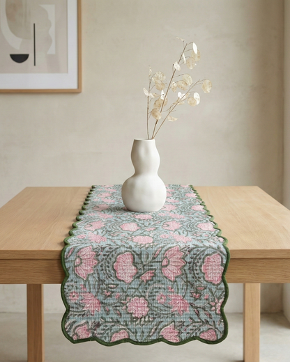 Sway In - Table Runner